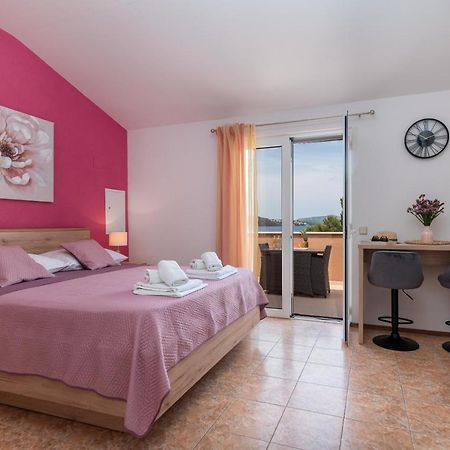 Apartments Villa Magdalena Трогир Екстериор снимка