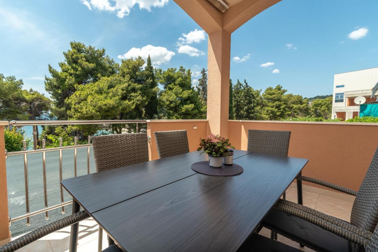 Apartments Villa Magdalena Трогир Екстериор снимка