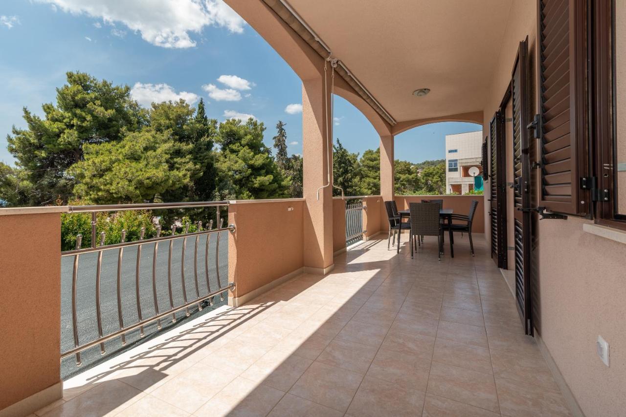 Apartments Villa Magdalena Трогир Екстериор снимка