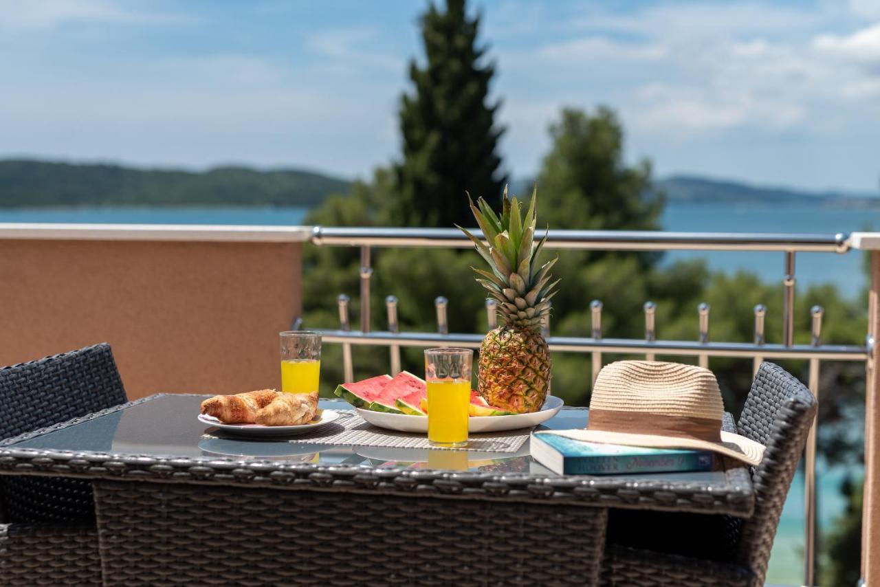Apartments Villa Magdalena Трогир Екстериор снимка