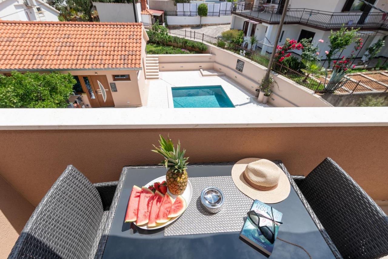 Apartments Villa Magdalena Трогир Екстериор снимка