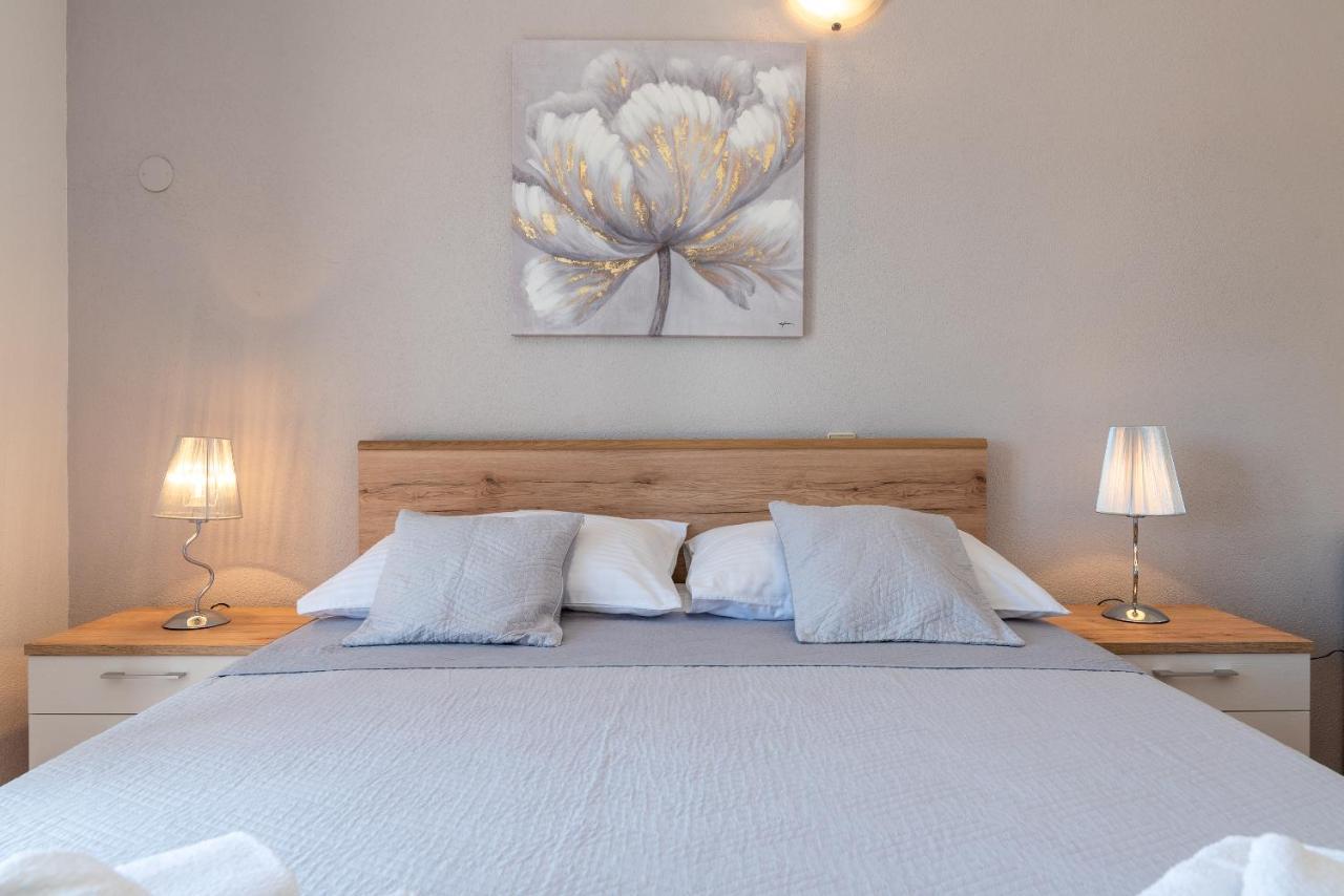 Apartments Villa Magdalena Трогир Екстериор снимка