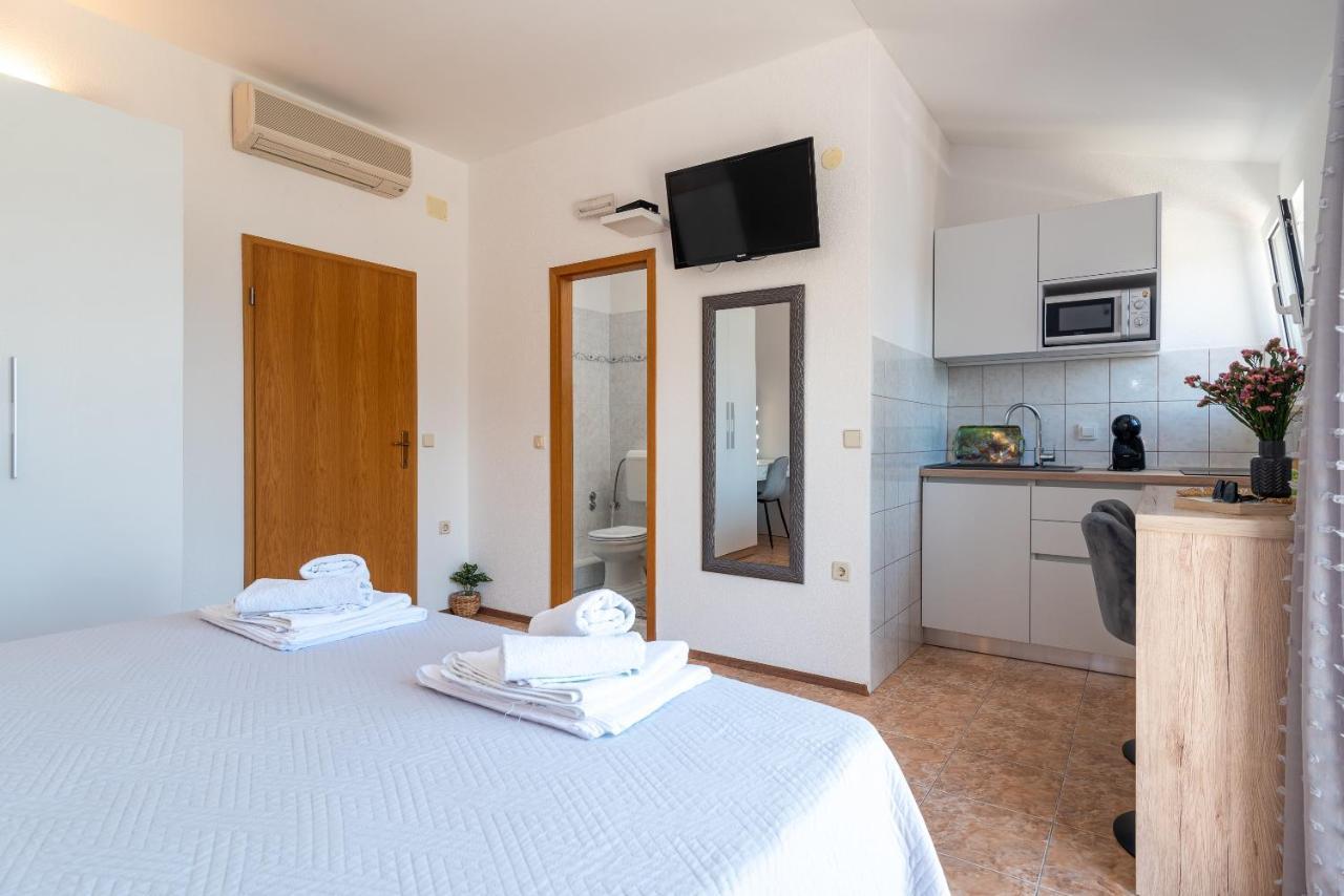 Apartments Villa Magdalena Трогир Екстериор снимка